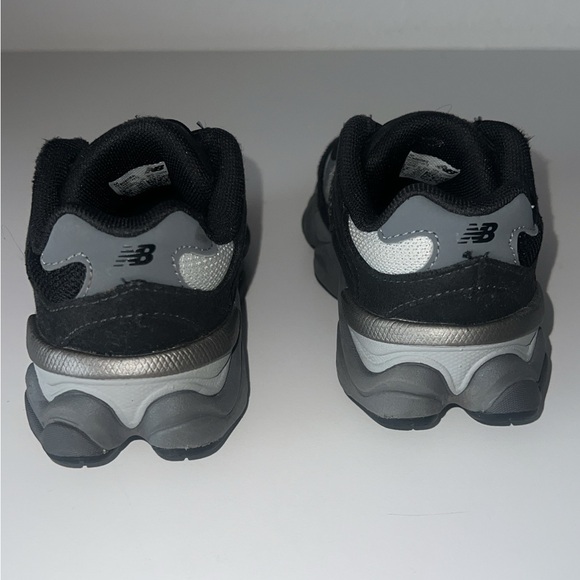 Just like New New Balance Toddler 9060 Sneaker - Picture 6 of 7